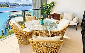 Absolute Waterfront Living In Barangaroo!